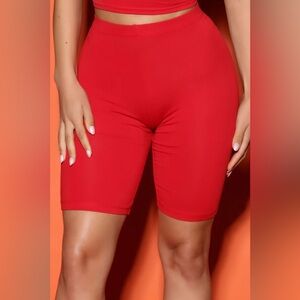 Fashion Nova - Natalee Biker Shorts - Red